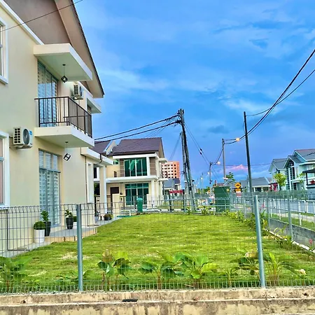 Khasif Amani Homestay Parit Buntar Exterior photo