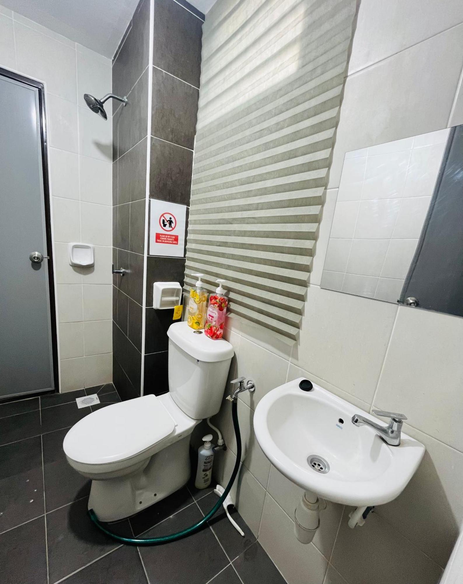 Khasif Amani Holiday home Parit Buntar